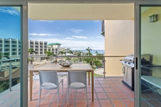 Beachfront - Flamingo Luxury 2BR condo - E423 - Eagle Beach - 5