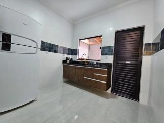 Triplex 3 dormitórios 200m praia - Praia Grande - 1