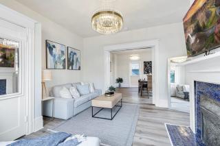 Vintage Meets Modern Spacious Capitol Hill Single Family home with 97 walk score - Seattle - 4