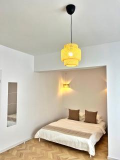 Tzatziki Boutique Rooms - 1