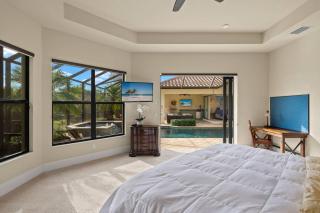 Naples Starfish House - Upscale weekly rentals - 3