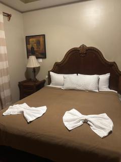 Hotel Royal Blue & Golf Cart Rental - San Pedro - 1