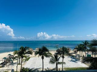 Hotel Royal Blue & Golf Cart Rental - San Pedro - 4