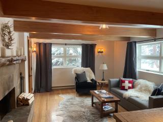 Chalet Chic 2BR plus Queen Sleeper Sofa - 9