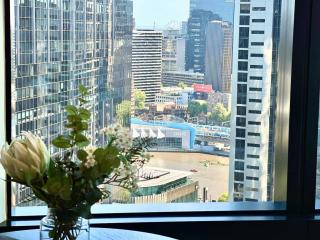 Entire 2 Bed In Southbank, Australia - Melbourne - 1