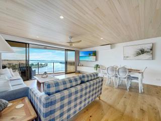 Breathtaking Views - Point Cartwright Bliss - 8
