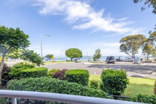 Florentine 3, 11 Columbia Cl - Lift, Linen and Sensational Waterviews - Nelson Bay - 9