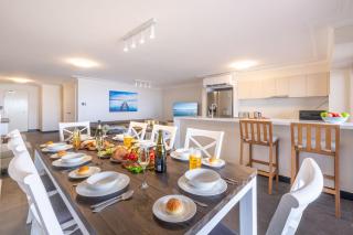 Florentine 3, 11 Columbia Cl - Lift, Linen and Sensational Waterviews - Nelson Bay - 4