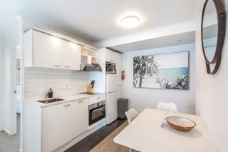 Central 3BR w Balcony Full Kitchen & Amenities - Auckland - 5