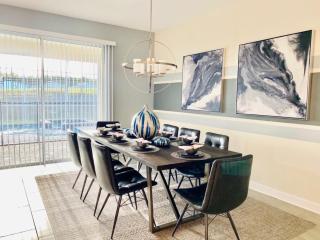 Pet Friendly Escape Pool Spa Minutes from Disney 185 - 0