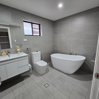 New 5x bedroom The Ponds House - Schofields - 8