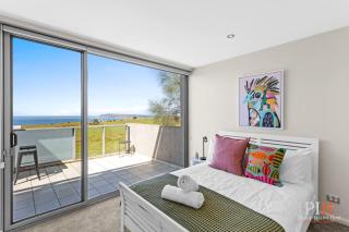 All the Views 2 Bedroom App San Remo - San Remo - 4