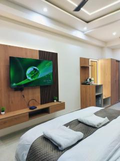 Cozy City Retreat, Luxurious 1BHK Omaxe Lucknow - Lucknow - 6