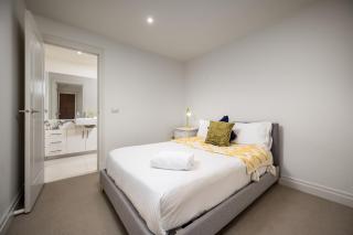 Supreme 2BRM APT at Doncaster Westfield SC - Doncaster East - 2