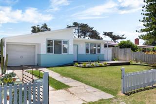 Lay Days Surf Shack - 3BR, Parking - Middleton - 6