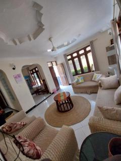 PEACE AND LOVELY HOME LODGE - 4