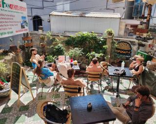 Ha Long Fancy Hostel with Vegetarian and Vegan Restaurant - Ha Long - 5