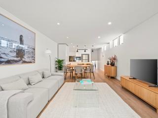 The Nancy Bondi - Sydney - 6