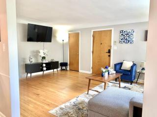 30day Conveniently Located in a Quiet Suburb - 1