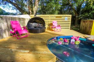 family house cowboy pool HOT TUB Yard Games - 2