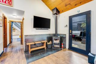 Artsy Retreat - Woodstove Grill and Patio - Guerneville - 4