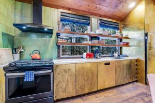 Artsy Retreat - Woodstove Grill and Patio - Guerneville - 2