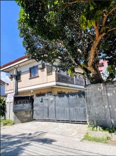 Host Homes Apitong 3BR Apartelle - 6