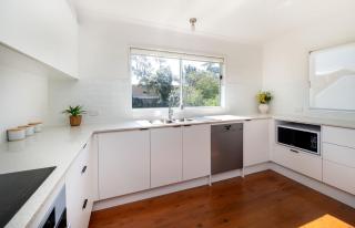 Free night on us this winter at Surf Turf Retreat - Mollymook - 8