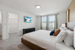 634 Longboat Drive - Davenport - 7