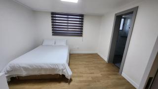 Elegance hotel hwangridan - Gyeongju - 1