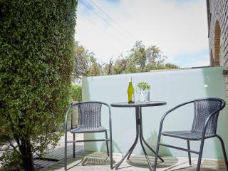 Arlingtons Holiday Accommodation - 1