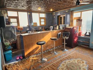 Green House with kitchen - 7