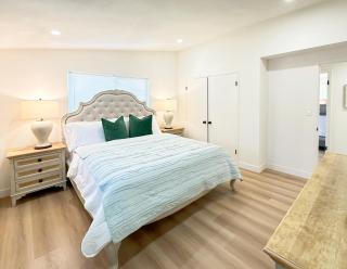 Private pool blackdoor 4 bedrooms 3 bathrooms - Covina - 6