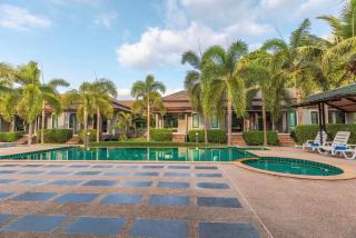 Modern 2-Bedroom Villas with Pool Access - 0