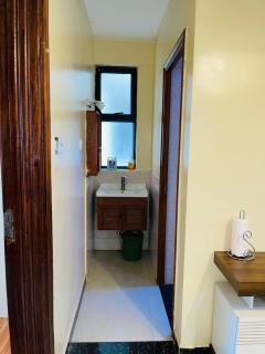 Kilimani Super one and half bedroom near Yaya Centre with NETFLIX - 7