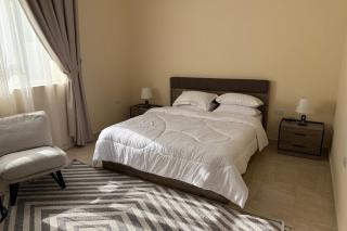 New 4-Bedroom Villa in Shakhbout City - - 5