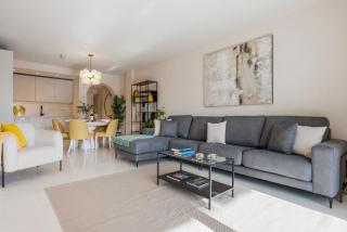 Espacioso y encantador apartamento en las gaviotas - Marbella - 1