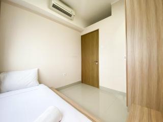 Cozy and Minimalist 2BR at 8th Floor The Oasis Cikarang Apartment By Travelio - Bekasi - 1