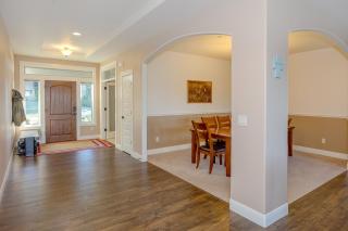 Room of ART Main House - Washougal - 4