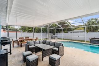 Ocean Blue Heated Pool Home - Largo - 0