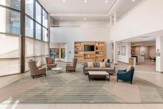 Comfort Inn & Suites Verona at Turning Stone Resort Casino - 7