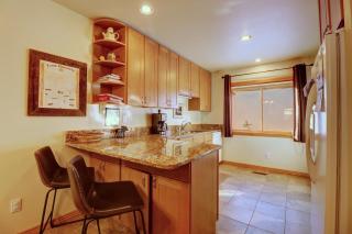 727B Meadow Creek townhouse - 4