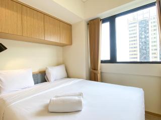 Cozy Living and Comfort 3BR Meikarta Apartment By Travelio - 6