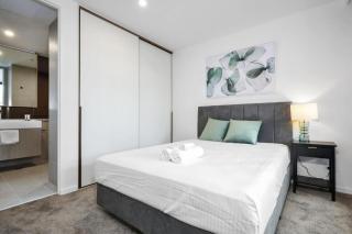 The Atrium - Resort-Style Glen Waverley Stay with Parking - 8
