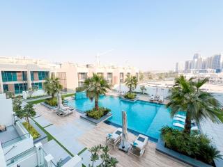 Modern Studio in JVC - Pool, Gym & BBQ Access - 9