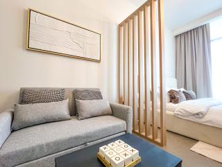 Modern Studio in JVC - Pool, Gym & BBQ Access - 8