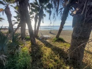 Seaside Escape Apartment - Larnaca - 8