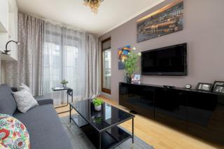 Beautiful Apartament with Free Parking in Kazimierz District by Noclegi Renters - 4