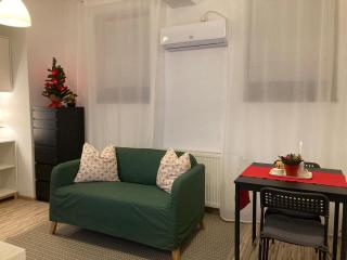 CozyStudio close to center- comfort & privacy - 0