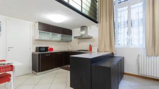 Italianway - Isonzo 24 - Milan - 1
